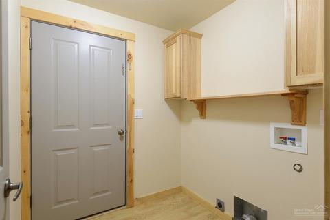 20530 Prospector Loop, Bend, OR 97702 photo 17