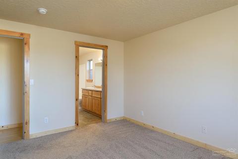 20530 Prospector Loop, Bend, OR 97702 photo 11