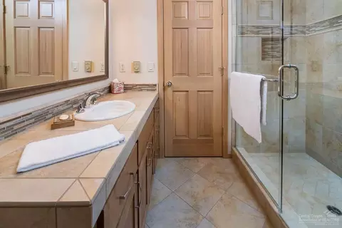 61143 River Bluff Trl, Bend, OR 97702 photo 13