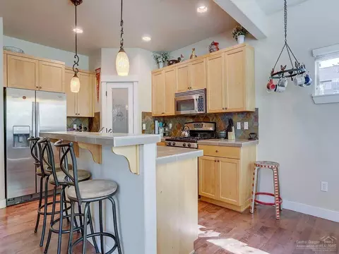 62477 Eagle Rd, Bend, OR 97701 photo 6