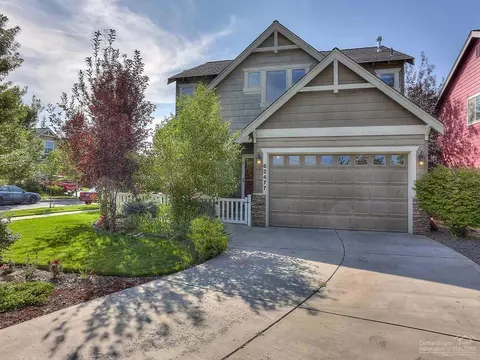 62477 Eagle Rd, Bend, OR 97701 photo 1