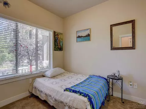 62477 Eagle Rd, Bend, OR 97701 photo 10