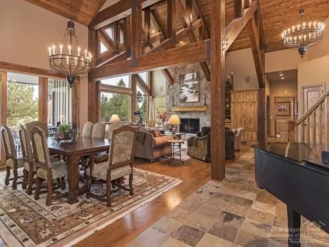 56405 Twin Rivers Dr, Bend, OR 97707 photo 8
