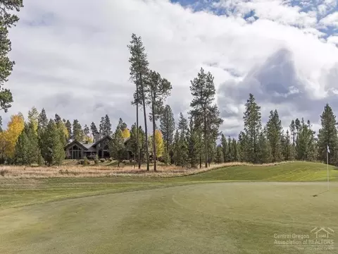 56405 Twin Rivers Dr, Bend, OR 97707 photo 24