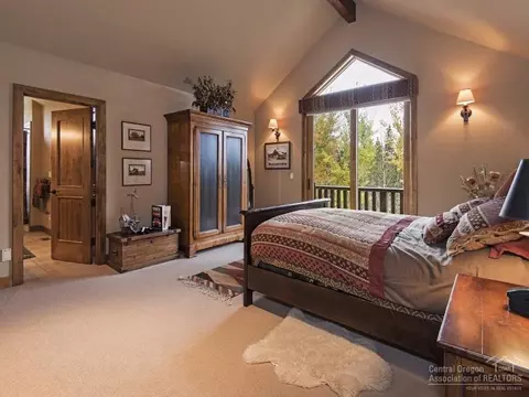 56405 Twin Rivers Dr, Bend, OR 97707 photo 18