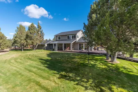 17939 Plainview Rd, Bend, OR 97703 photo 3