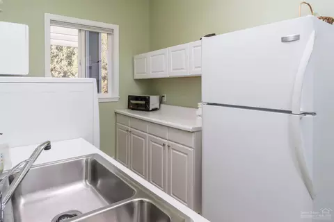 17939 Plainview Rd, Bend, OR 97703 photo 9