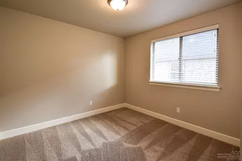 20536 Avro Pl, Bend, OR 97701 photo 13