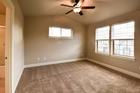 20536 Avro Pl, Bend, OR 97701 photo 8