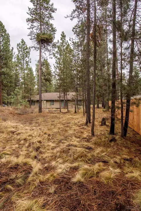 17166 Merced Rd, Bend, OR 97707 photo 24