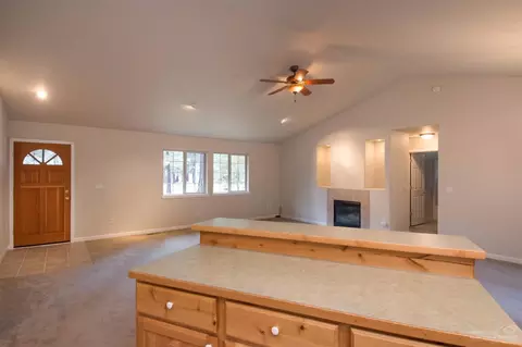 17166 Merced Rd, Bend, OR 97707 photo 5