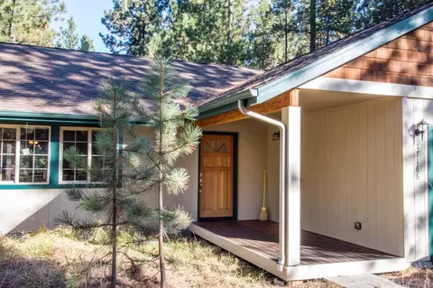 17166 Merced Rd, Bend, OR 97707 photo 1