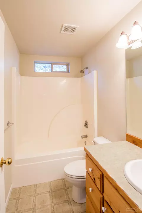 17166 Merced Rd, Bend, OR 97707 photo 15