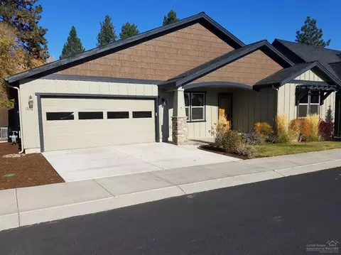 1236 NE Shane Ln, Bend, OR 97701 photo 2