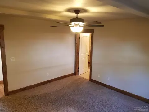 1236 NE Shane Ln, Bend, OR 97701 photo 10