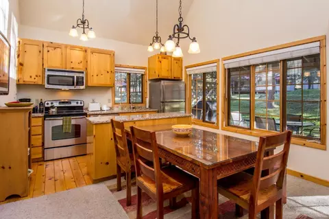57522 Circle Four Ln, Sunriver, OR 97707 photo 7
