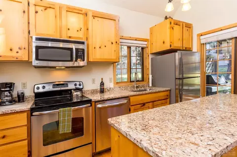 57522 Circle Four Ln, Sunriver, OR 97707 photo 4