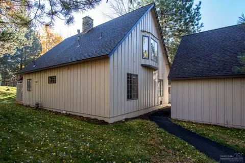 57522 Circle Four Ln, Sunriver, OR 97707 photo 19