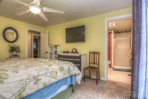 61157 Benham Rd, Bend, OR 97702 photo 17