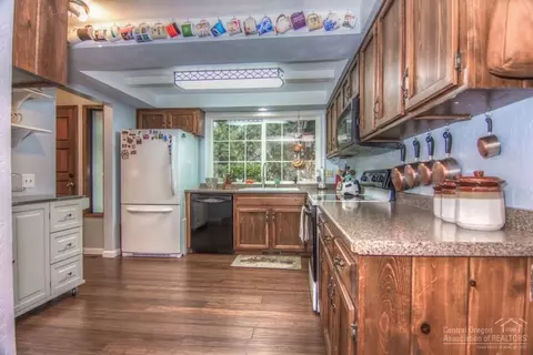 61157 Benham Rd, Bend, OR 97702 photo 12