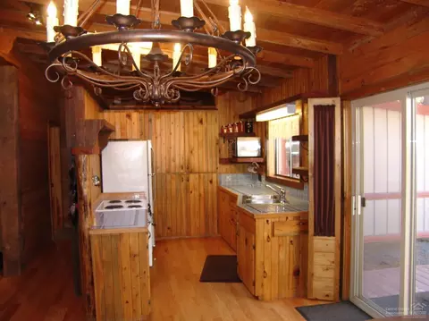 51745 Pine Loop Dr, La Pine, OR 97739 photo 8