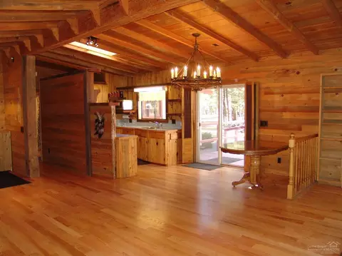 51745 Pine Loop Dr, La Pine, OR 97739 photo 10