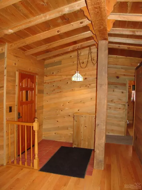 51745 Pine Loop Dr, La Pine, OR 97739 photo 5