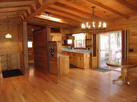 51745 Pine Loop Dr, La Pine, OR 97739 photo 15