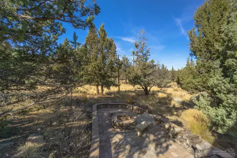 65485 76th St, Bend, OR 97703 photo 19