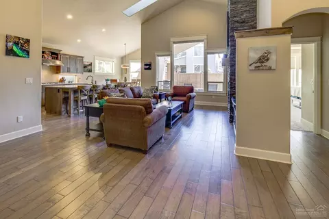 61050 Ambassador Dr, Bend, OR 97702 photo 6