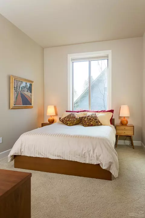 60948 Creekstone Loop, Bend, OR 97702 photo 19