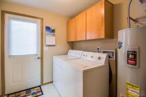50831 Doe Loop, La Pine, OR 97739 photo 15