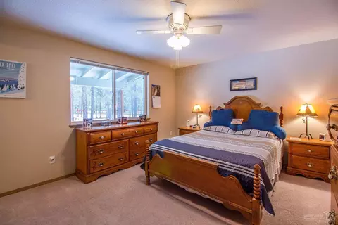 50831 Doe Loop, La Pine, OR 97739 photo 12