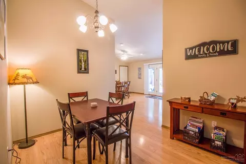 50831 Doe Loop, La Pine, OR 97739 photo 10