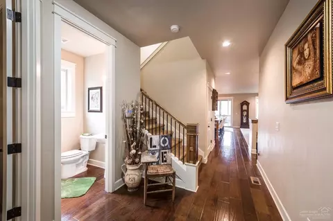 60418 SE Hedgewood, Bend, OR 97702 photo 7