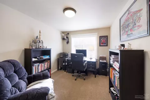 60418 SE Hedgewood, Bend, OR 97702 photo 17