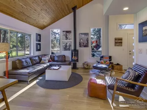 63355 Silverado Dr, Bend, OR 97703 photo 5