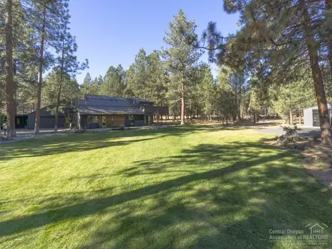 63355 Silverado Dr, Bend, OR 97703 photo 1