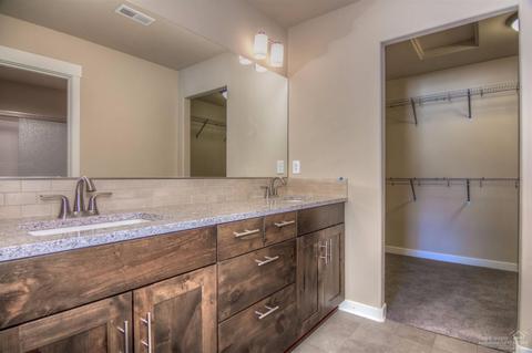 60475 Hedgewood Ln, Bend, OR 97702 photo 13
