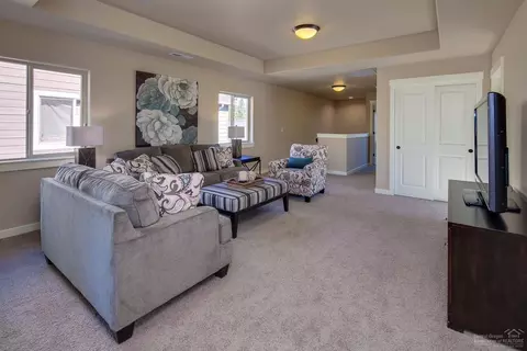 20876 SE Sotra Loop, Bend, OR 97702 photo 11