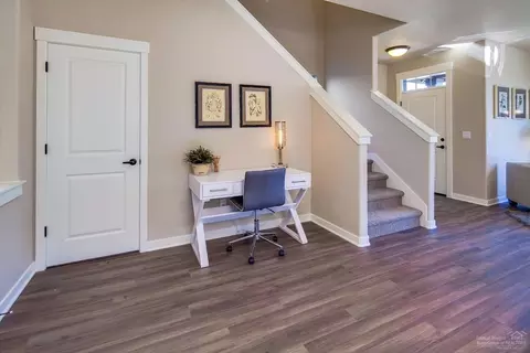 20876 SE Sotra Loop, Bend, OR 97702 photo 5