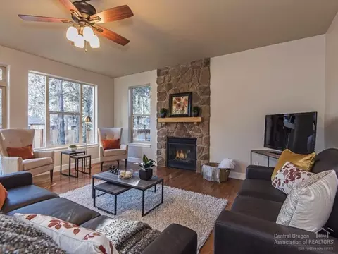 61186 Kepler St, Bend, OR 97702 photo 5
