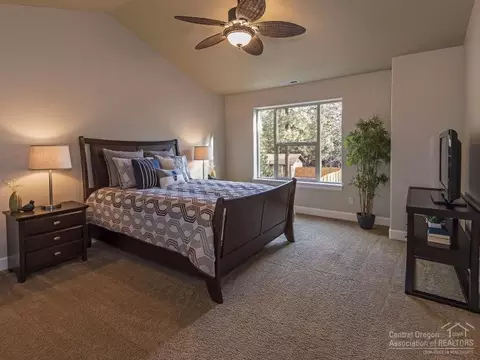 61186 Kepler St, Bend, OR 97702 photo 15