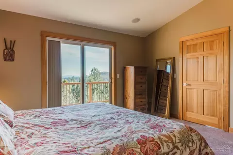 2368 NW 6th St, Bend, OR 97703 photo 9