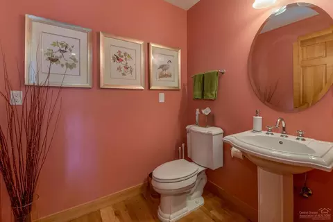 2368 NW 6th St, Bend, OR 97703 photo 7