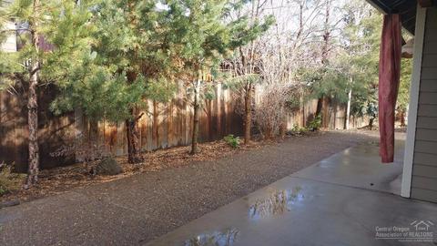 63450 Ledgestone Ct, Bend, OR 97701 photo 17