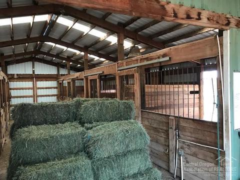 61886 Teal Rd, Bend, OR 97702 photo 5