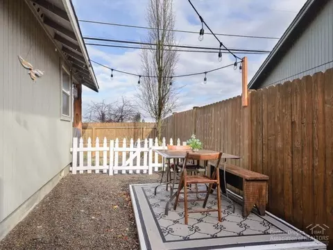 20526 Prospector Loop, Bend, OR 97702 photo 16