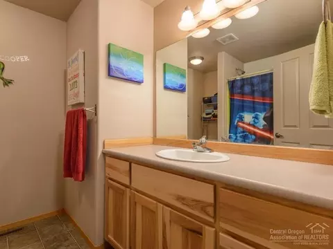 20526 Prospector Loop, Bend, OR 97702 photo 11