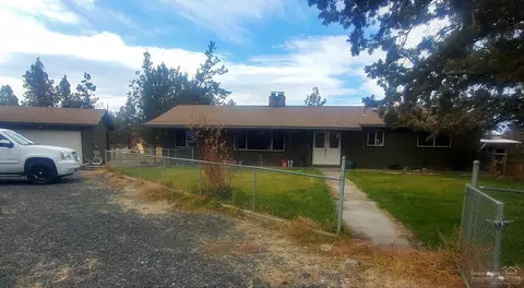 63237 Cimarron Dr, Bend, OR 97701 photo 2